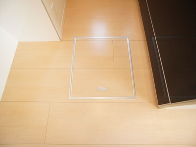 【設備】 | ヴィラフェリーチェⅡ壱番館 | 床下収納付きです。
