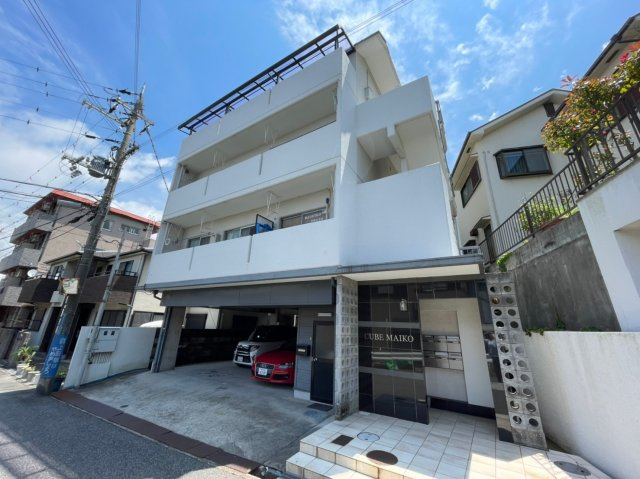 キューブ舞子の外観