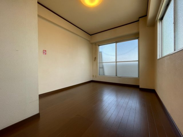 キューブ舞子の寝室