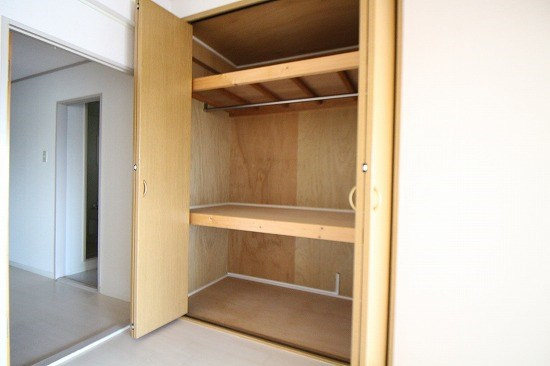 メゾンドゥフォレの収納