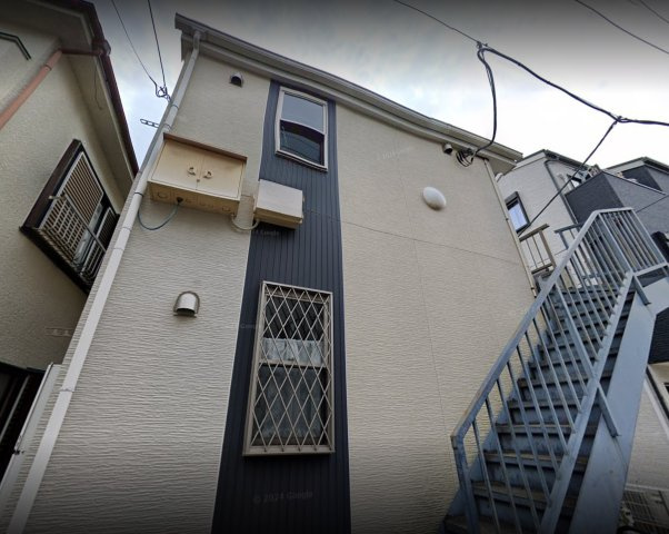 横浜市磯子区森3丁目　一棟アパートの外観