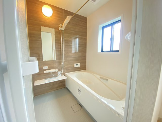 久留⽶市善導寺町与⽥の浴室