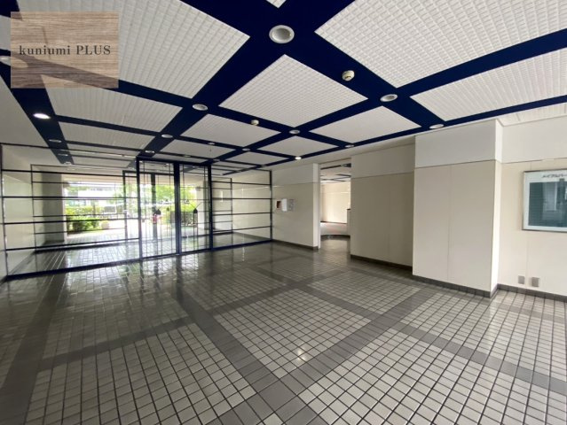 メイプルパークスクエア東二番街のエントランス