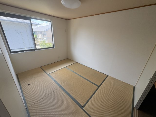 JAサンビレッジ末広 A棟の子供部屋