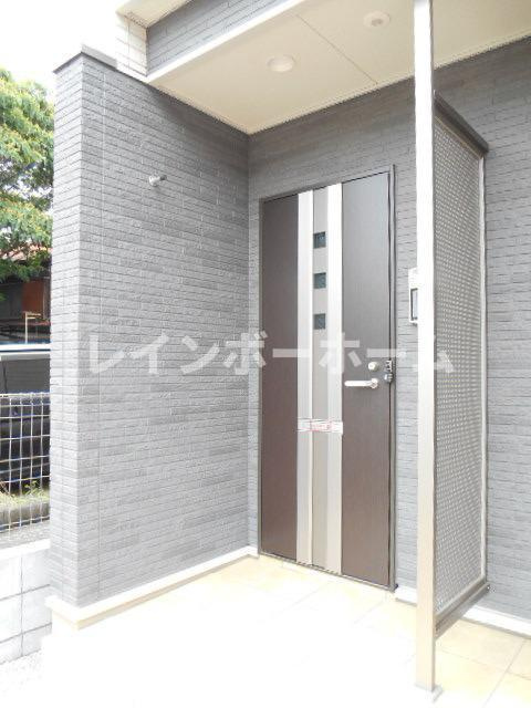 カーサ・イル・クオーレのエントランス|落ち着いたエントランスです