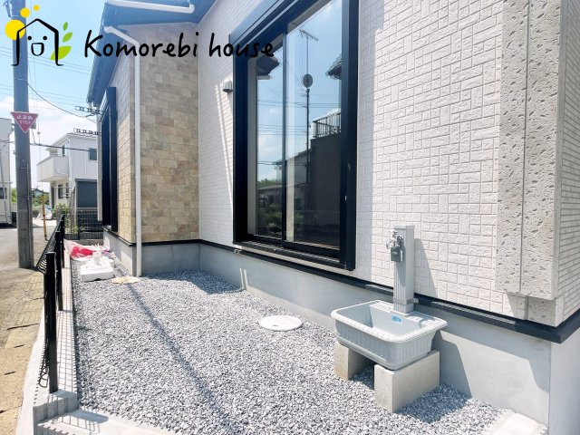 蓮田市江ヶ崎　新築一戸建て　ブルーミングガーデン　01の庭|7/25撮影