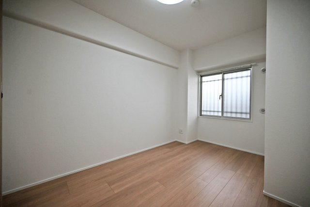 武庫川公園レックスマンションの洋室|-洋室5.3帖-