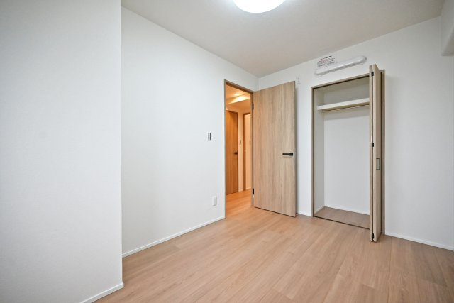 武庫川公園レックスマンションの洋室|-洋室5.3帖-