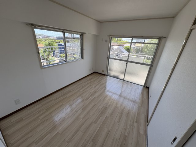 落合ハイツA棟の寝室