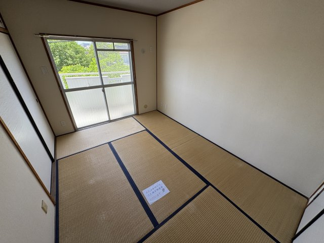 落合ハイツA棟の和室