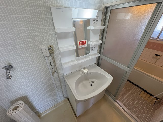 落合ハイツA棟の洗面所