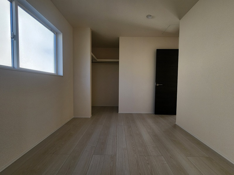 小牧市藤島町中島61　新築戸建の洋室|落ち着いた色調の洋室です