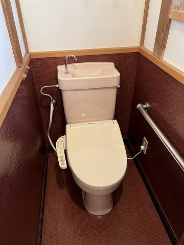 城東O貸家のトイレ