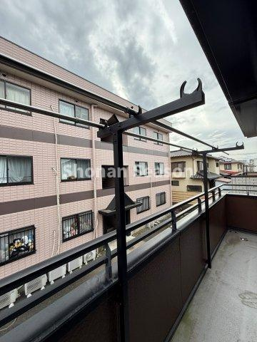 【バルコニー】 | バルコニーが4カ所あり洗濯動線良好◎家事が捗ります♪