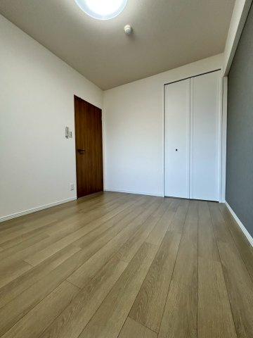 ランフォルセ枚方天の川の洋室