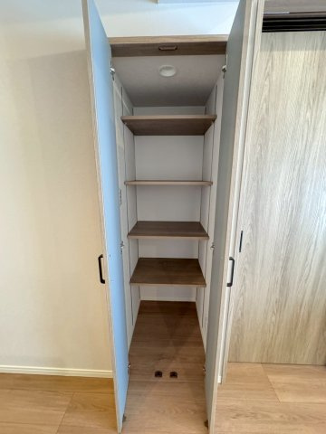 ■２０２５年８月リノベーション完了予定■５階南東角住戸■全居室収納付き３ＬＤＫ■伏見日光ハイツ２号棟の収納|その他収納