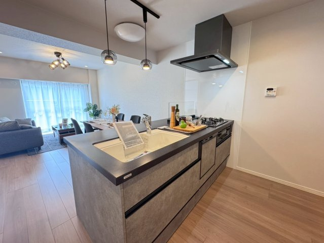 ■２０２５年８月リノベーション完了予定■５階南東角住戸■全居室収納付き３ＬＤＫ■伏見日光ハイツ２号棟のキッチン|キッチン