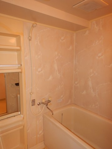 ライオンズマンション倉敷鶴形の浴室