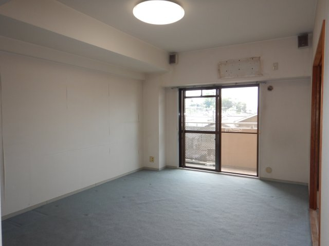 ライオンズマンション倉敷鶴形の居間・リビング