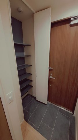 サンエクレールの玄関
