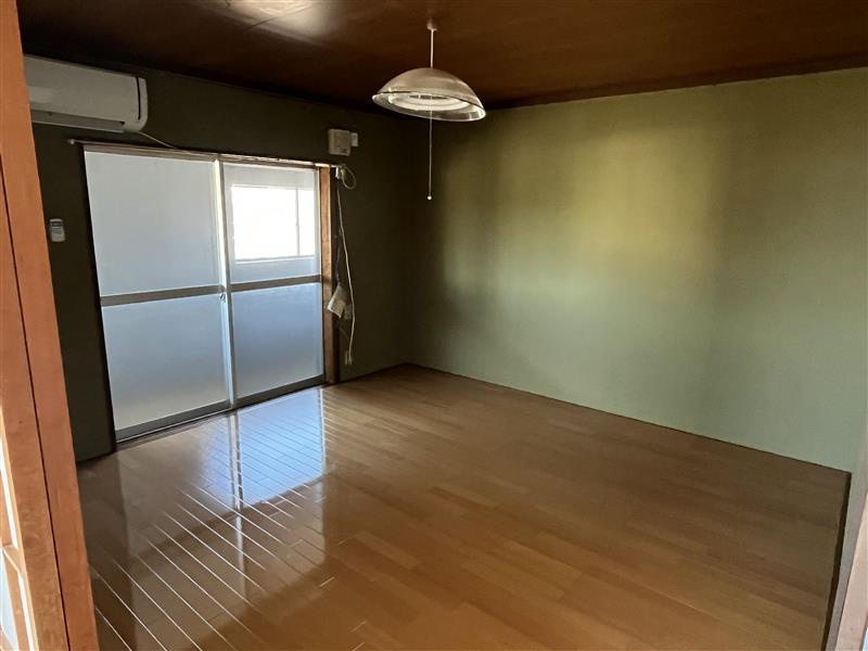 コーポあじさいの洋室