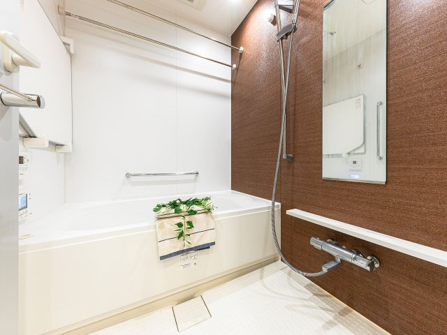 Sun Village B棟 5階の浴室|ゆったり過ごせるお風呂です