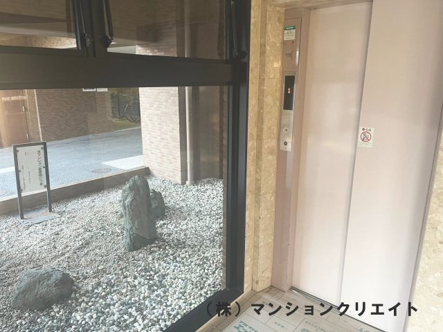 信開ベルシー文京北の駐車場