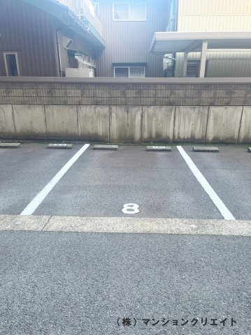 信開ベルシー文京北の駐車場