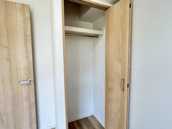 【収納】 | 洋室(浴室横)の収納です。