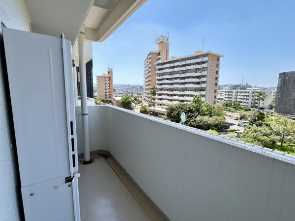 【バルコニー】 | 洋室(浴室横)バルコニーです。