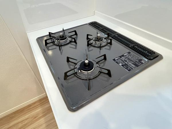 【キッチン】 | 3口コンロです。