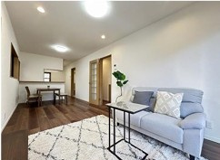 ◆価格改定◆リフォーム済み◆戸塚区原宿3丁目　中古戸建　2999万円の居間・リビング