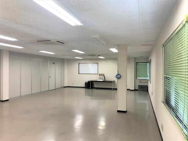 イマス澱女町（よどめちょう）事務所・倉庫