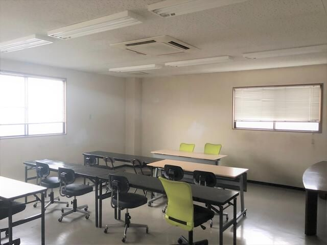 イマス澱女町（よどめちょう）事務所・倉庫