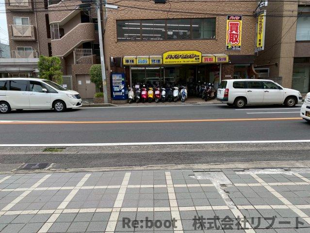  東信船橋ビルの駐車場