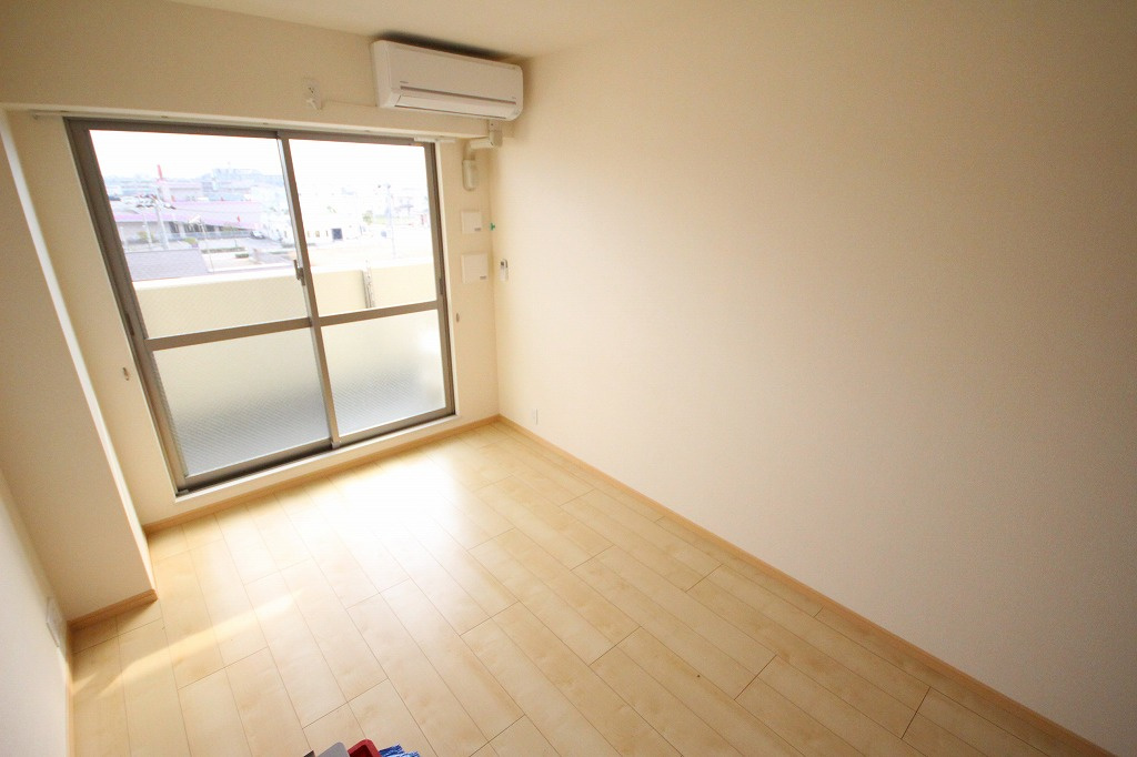 ポラリス参番館の居間・リビング|※お部屋により仕様が異なる場合があります※