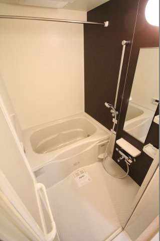 ポラリス参番館の浴室|※お部屋により仕様が異なる場合があります※