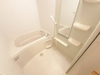 【浴室】 | メゾンプラシードⅠ | 日々の暮らしに欠かせないお風呂です