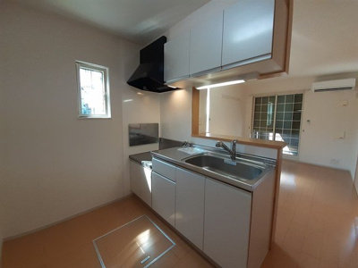 【キッチン】 | ニュージェルメ・アイⅢ | お料理しやすいキッチンです