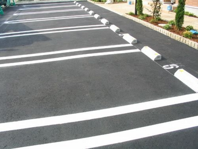 【駐車場】 | アストーレＭ | 車をお持ちの方に嬉しい駐車場付きの物件です