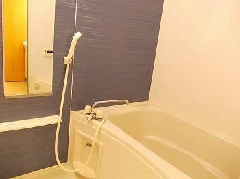 【浴室】 | アストーレＭ | 落ち着いた空間のお風呂です