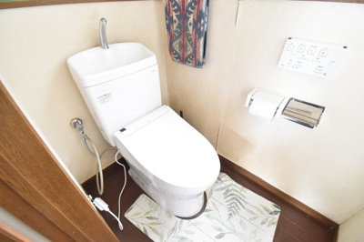 【トイレ】 | 鹿屋市西原2丁目　中古戸建 | 1F