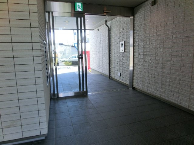 メゾピアノのエントランス