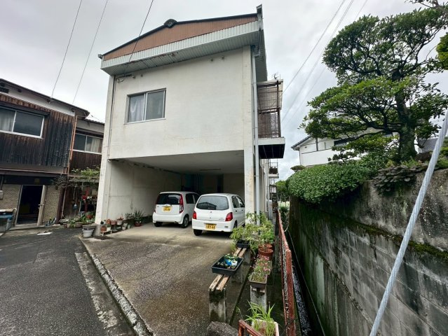 愛媛県宇和島市 1棟売りアパートの外観