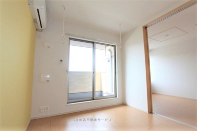 【居間・リビング】 | ソレイユ・タカクラ | ゆったり過ごせるリビングです
ソレイユ・タカクラ　204号室　平成26年4月25日