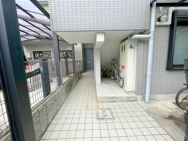 フォレストコート2番館のロビー