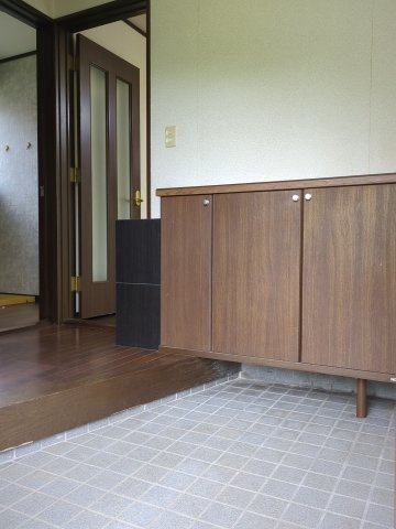 【玄関】 | 東金市滝沢　中古戸建