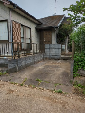 【駐車場】 | 東金市滝沢　中古戸建