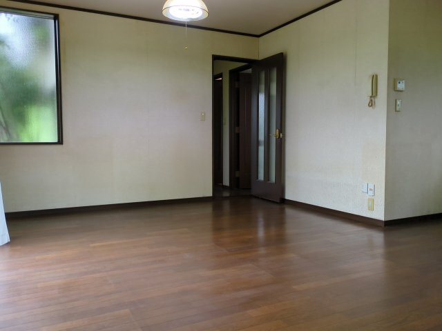 【居間・リビング】 | 東金市滝沢　中古戸建