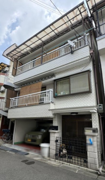 小路町　中古一戸建ての外観|新しい生活にいかがでしょうか？外観はお住まいの顔になります。こだわりたいポイントですね。外壁塗装や屋根塗装のご相談も承っております。
■現地内覧・資金計画相談・住宅ローン相談もお問合せ受付中■